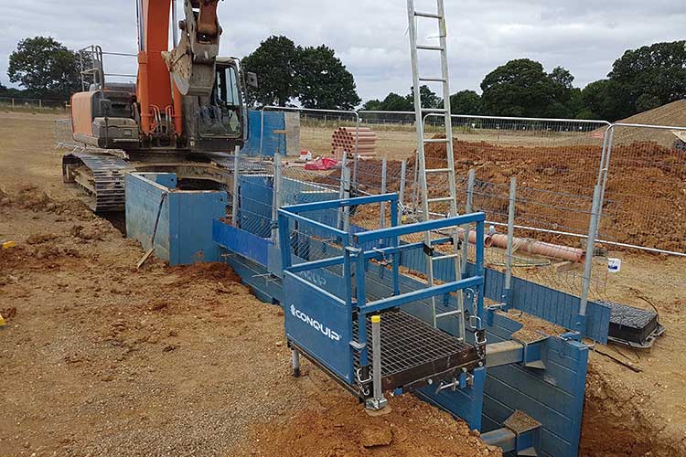full range of equipment for shoring